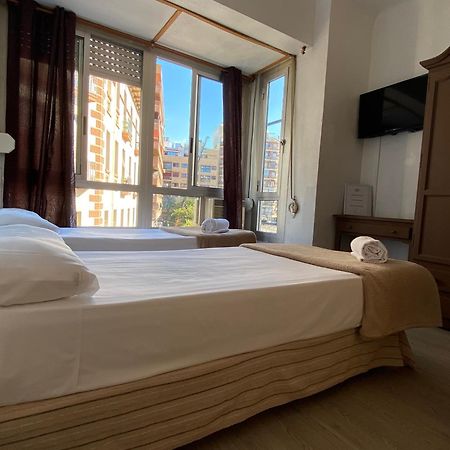 Latic Rooms Alicante Exterior photo